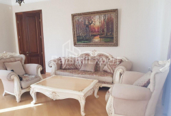 דירה 4-комн 250 m² - יוריבסקאיה, Batumi