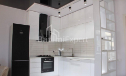 דירה 3-комн 80 m² - יוריבסקאיה, Batumi