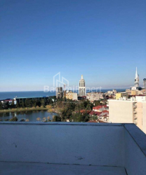 דירה 5-комн 234 m² - המלך פרנבאז, Batumi
