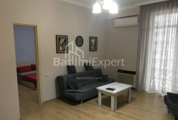 דירה 2-комн 77 m² - המלך פרנבאז, Batumi