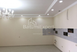 דירה 73 מ"ר - יוריבסקאיה, Batumi, גאורגיה