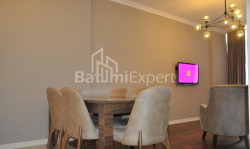 דירה 3-комн 87 m² - זוראבה גורגילדזה, Batumi