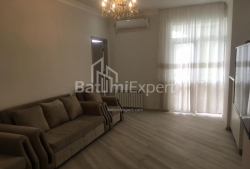 דירה 3-комн 80 m² - יוריבסקאיה, Batumi
