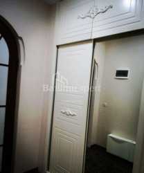 דירה 3-комн 85 m² - המלך פרנבאז, Batumi