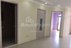 דירה 73 מ"ר - יוריבסקאיה, Batumi, גאורגיה