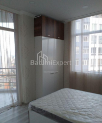 דירה 3-комн 74 m² - ניקו פירוסמני, Batumi