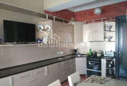 דירה 3-комн 68 m² - יוריבסקאיה, Batumi