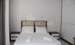 דירה 3-комн 80 m² - זוראבה גורגילדזה, Batumi