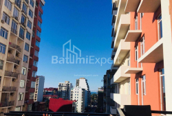 דירה 56 מ"ר - שריף חימשיאשווילי, Batumi, גאורגיה