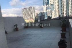 דירה 3-комн 168 m² - זוראבה גורגילדזה, Batumi