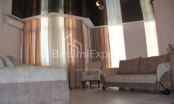 דירה 3-комн 80 m² - זוראבה גורגילדזה, Batumi
