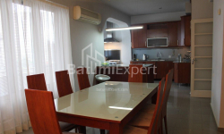 דירה 4-комн 123 m² - יוריבסקאיה, Batumi
