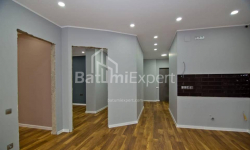 דירה 4-комн 112 m² - ניקו פירוסמני, Batumi