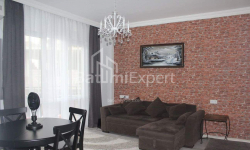 דירה 3-комн 66 m² - פטרה בגרציוני, Batumi