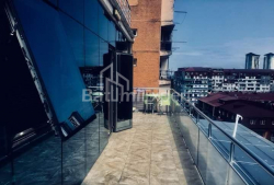 דירה 3-комн 124 m² - וכטנג גורגסלי, Batumi