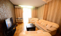 דירה 4-комн 95 m² - ניקו פירוסמני, Batumi