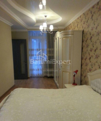 דירה 4-комн 274 m² - דמטר תבדאבולי, Batumi