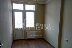דירה 4-комн 75 m² - פטרה מליקשווילי, Batumi