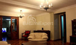 דירה 140 מ"ר - המלך פרנבאז, Batumi, גאורגיה