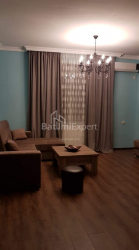 דירה 90 מ"ר - צביאדה גמסחורדיה, Batumi, גאורגיה