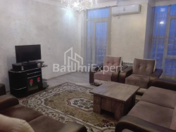 דירה 90 מ"ר - אלכסנדרה פושקין, Batumi, גאורגיה