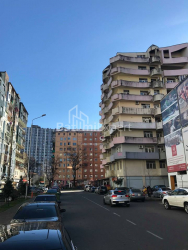 דירה 6-комн 380 m² - זוראבה גורגילדזה, Batumi