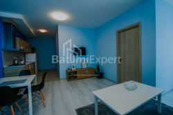 דירה 2-комн 58.4 m² - שריף חימשיאשווילי, Batumi