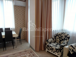 דירה 52 מ"ר - שריף חימשיאשווילי, Batumi, גאורגיה