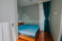 דירה 3-комн 73.1 m² - שריף חימשיאשווילי, Batumi