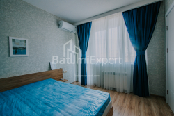 דירה 2-комн 67 m² - שריף חימשיאשווילי, Batumi