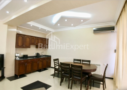 דירה 160 מ"ר - זוראבה גורגילדזה, Batumi, גאורגיה