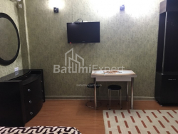 דירה 35 מ"ר - שריף חימשיאשווילי, Batumi, גאורגיה