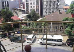 דירה 3-комн 70 m² - אלכסנדרה קזבגי, Batumi