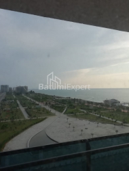 דירה 32 מ"ר - שריף חימשיאשווילי, Batumi, גאורגיה