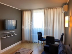 דירה 2-комн 44 m² - שריף חימשיאשווילי, Batumi