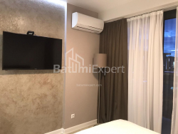 דירה 32 מ"ר - שריף חימשיאשווילי, Batumi, גאורגיה