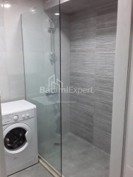 דירה 30 מ"ר - שריף חימשיאשווילי, Batumi, גאורגיה