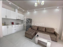 דירה 3-комн 61 m² - ניקו פירוסמני, Batumi