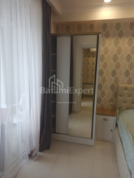 דירה 3-комн 68 m² - וכטנג גורגסלי, Batumi