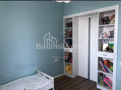 דירה 72 מ"ר - ניקו פירוסמני, Batumi, גאורגיה
