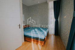 דירה 2-комн 72 m² - שריף חימשיאשווילי, Batumi