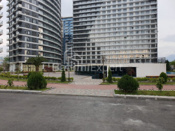 דירה 74.7 מ"ר - לך ומריה קצ'ינסקי, Batumi, גאורגיה