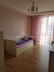 דירה 3-комн 80 m² - זוראבה גורגילדזה, Batumi