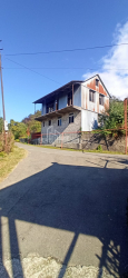 בית פרטי 4-комн 120 m² - רוסתוולי, Chakvi