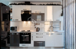 דירה 3-комн 76.5 m² - ניקו פירוסמני, Batumi