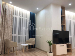 דירה 88 מ"ר - טבל-אבוזרידזה, Batumi, גאורגיה