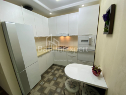 דירה 74 מ"ר - זוראבה גורגילדזה, Batumi, גאורגיה