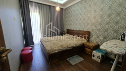 דירה 90 מ"ר - קונסטנטין גמסחורדיה, Batumi, גאורגיה
