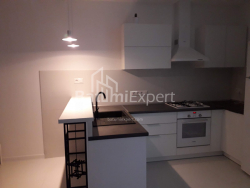 דירה 4-комн 93 m² - ניקו פירוסמני, Batumi