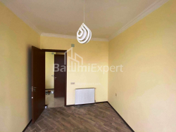 דירה 66.7 מ"ר - גריגולה לורטקיפנידזה, Batumi, גאורגיה